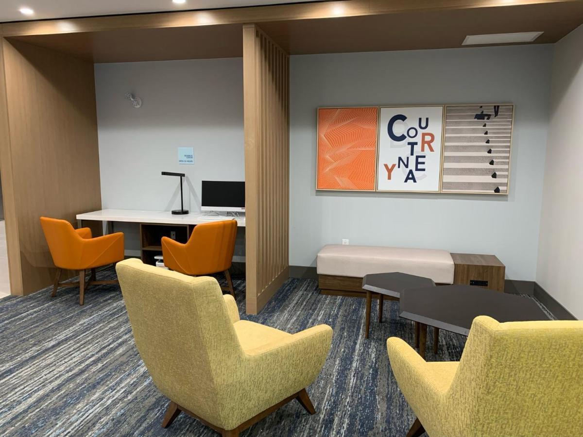 Holiday Inn Express & Suites - Courtenay - Comox By Ihg ภายนอก รูปภาพ